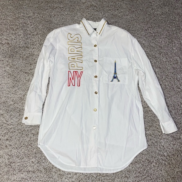 SK Wear white long sleeve shirt with gold buttons and designs size medium - Picture 1 of 9